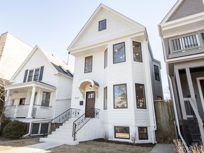 6025 N Paulina St, Chicago, IL, 60660
