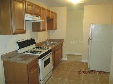 2nd image of 965 Emerald Dr