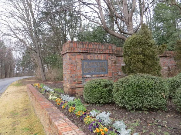 3010 Woodlawn Dr SW, Huntsville, AL 35802