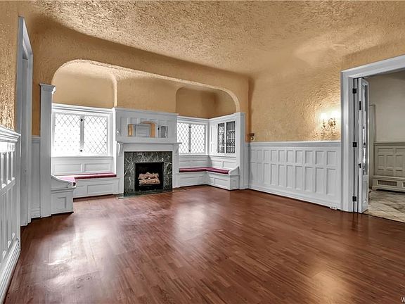 3rd image of 39 Highland Ave