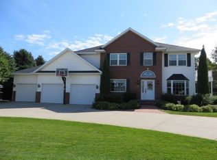 1607 Claycomb Rd, Wayne, NE 68787