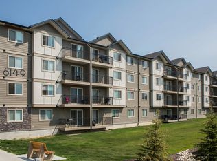 6133 Stanton Dr SW, Edmonton, AB T6X 1E8
