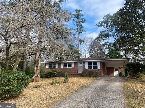 810 N 17th St, Lanett, AL 36863