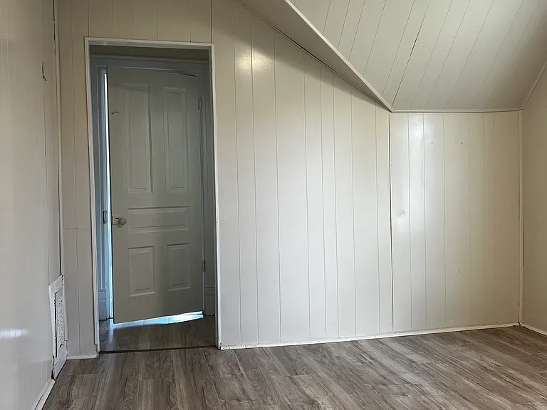 Upstairs Bedroom 3