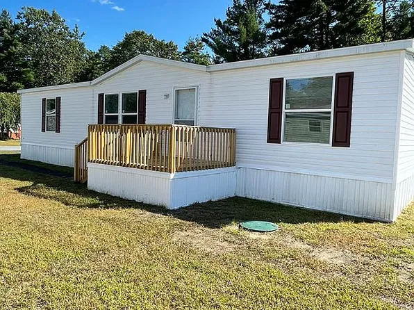 262 White Birch Est, Fort Edward, NY 12828