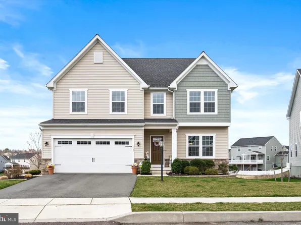 115 Worthington Dr, Gilbertsville, PA 19525