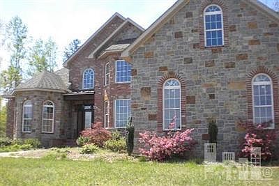 1st image of 521 Anderson Avenue