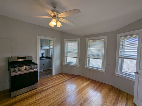 73 S Bend St FLOOR 3