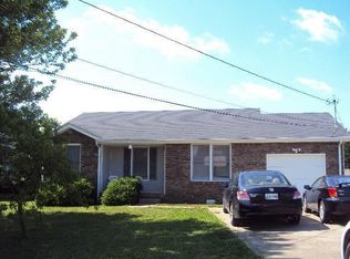 920 Tiny Town Rd #R, Clarksville, TN 37042