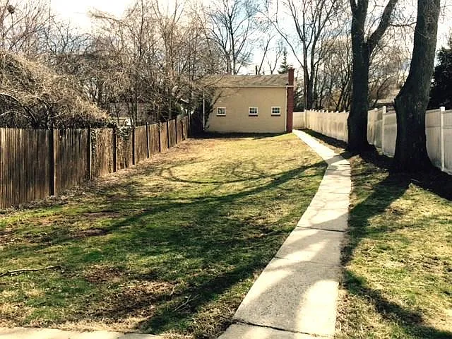 812 W Bridge St — Photo 22