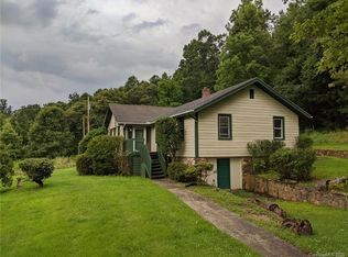 120 Hazels Place Dr, Candler, NC 28715