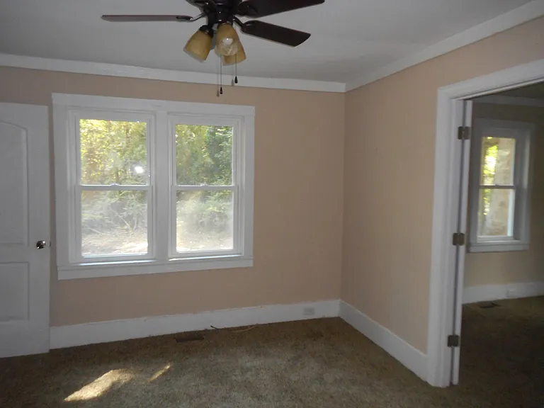 5560 Thistledown Dr — Photo 5