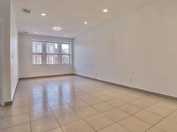 5th image of 266 Central Ave Floor 1