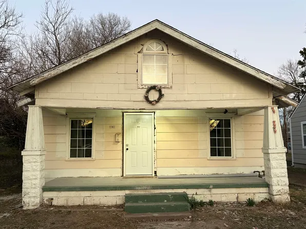 1030 N Piatt Ave, Wichita, KS 67214