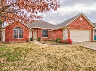 10512 Ashford Dr, Yukon, OK 73099