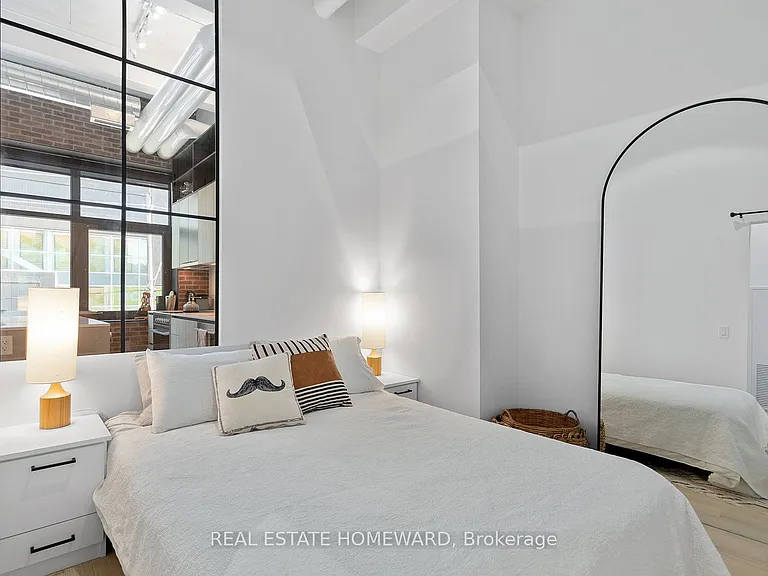 150 Logan Ave #207 — Photo 14