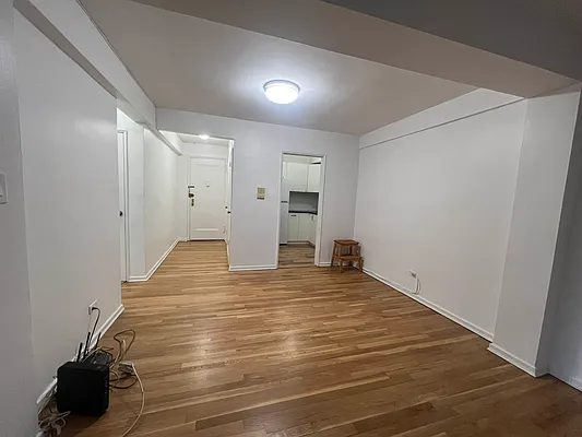 Rented by Compass | media 11