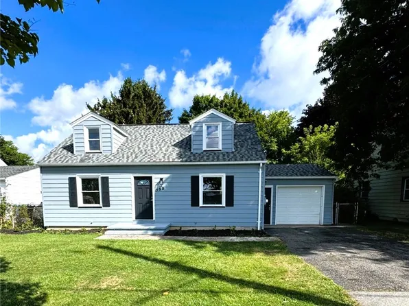 590 Northland Ave, Rochester, NY 14609