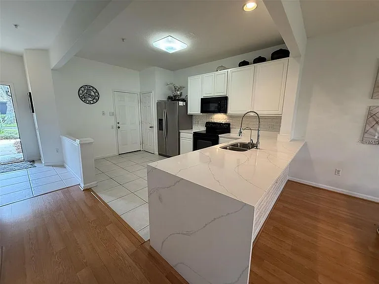 6235 Goethe St #106 — Photo 2