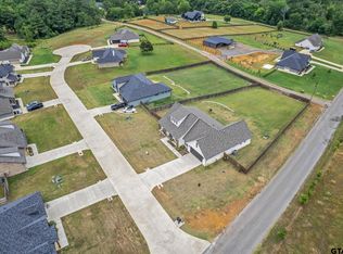 16306 Rainier Dr, Lindale, TX 75771