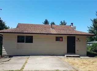 909 E Locust St, Centralia, WA 98531