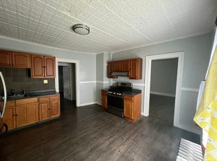 87 Adams St, Bridgeport, CT 06607