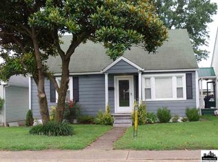 4010 Waverly Rd, Huntington, WV 25704