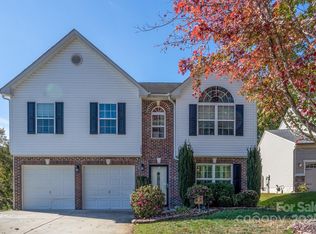 7644 W Berkeley Rd, Denver, NC 28037