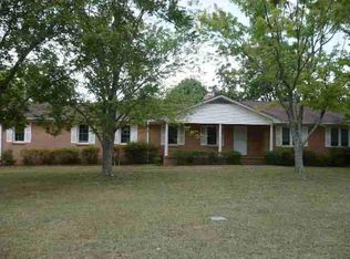 320 Roscoe Dr, Greer, SC 29651