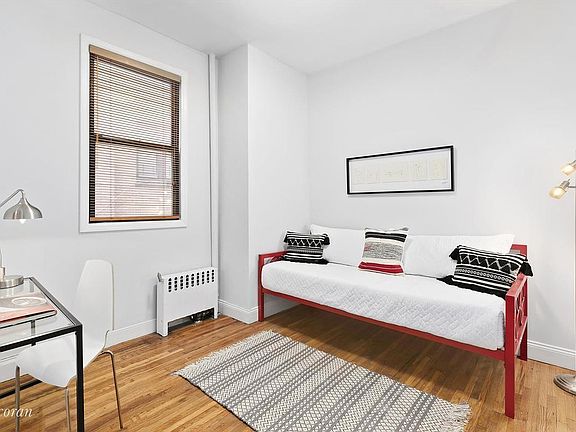 5th image of 309 W 75th St APT 3