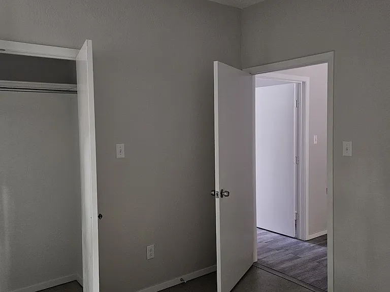 221 San Angelo St #A — Photo 15