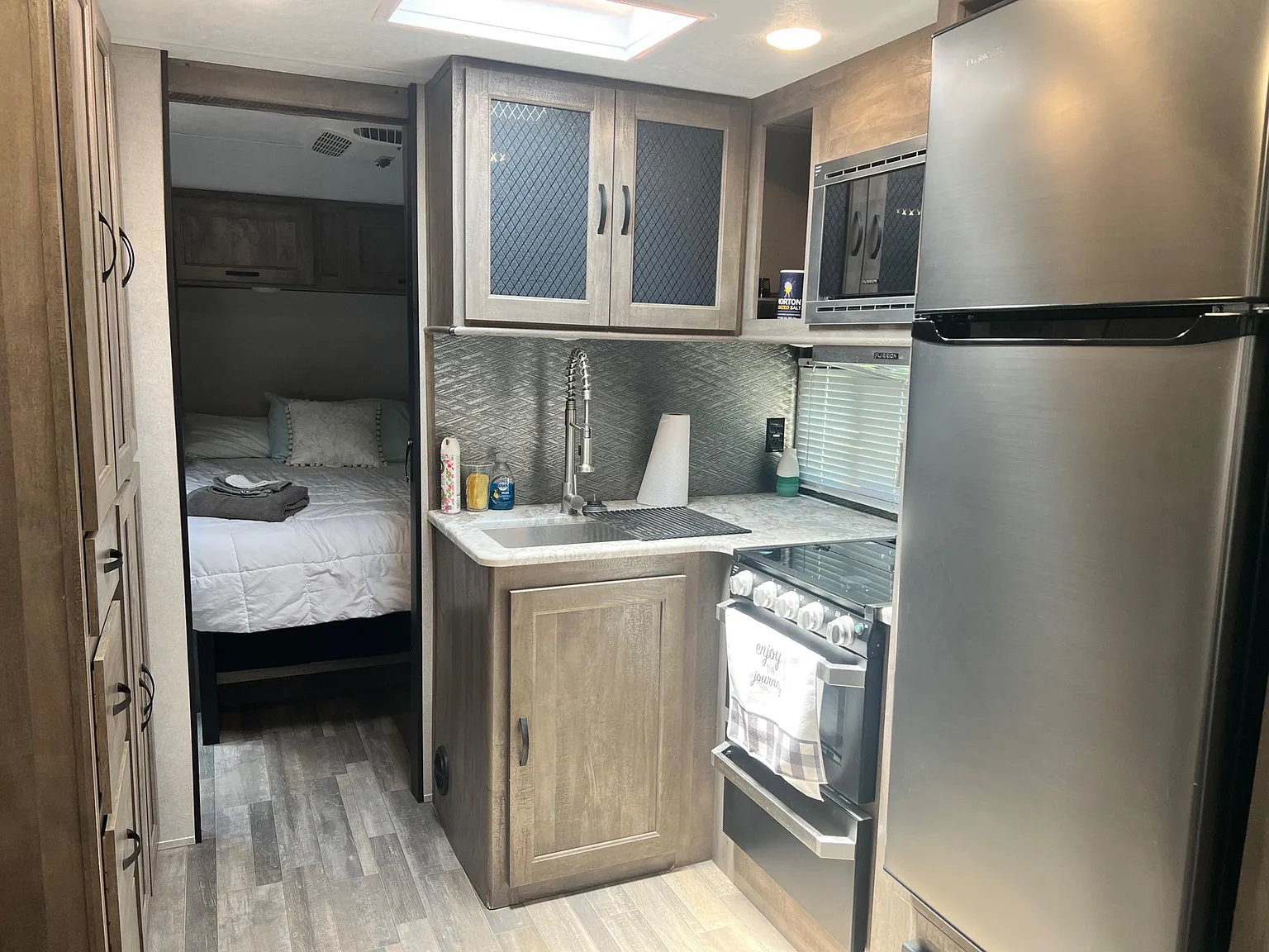 1 bed, 1.0 bath, 350 sqft, $797 — Photo 4