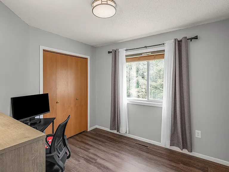 9043 Waconia St NE — Photo 10
