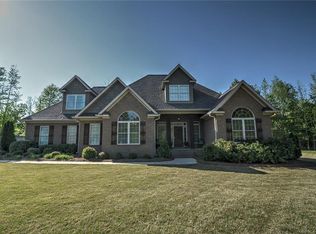 1445 Piedmont Dr, Auburn, AL 36830