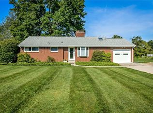 5527 Bauer Dr, Gibsonia, PA 15044