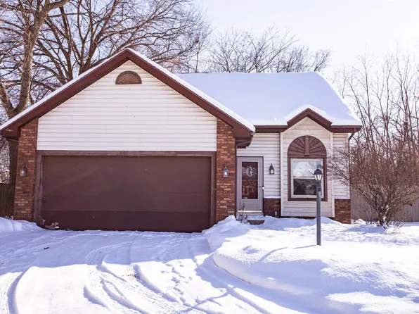 601 Chauncey Ct, Mishawaka, IN 46545