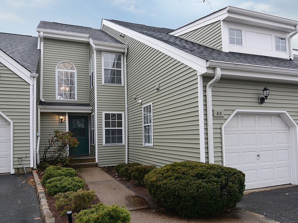 1st image of 88 Leonardo Dr