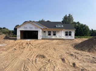 5466 Golfside Dr, Ludington, MI 49431
