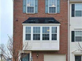 25300 Gothic Sq, Chantilly, VA 20152