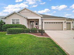 879 Lucky Ln, The Villages, FL 32162