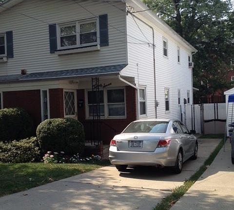 2nd image of 27 Minna St