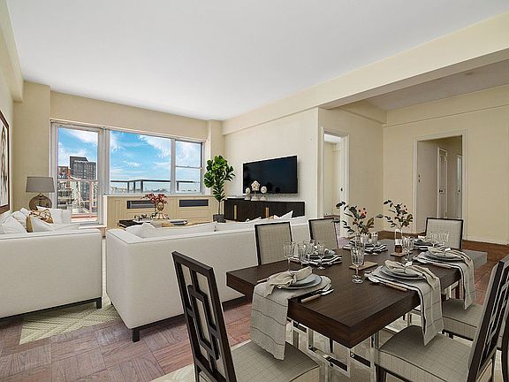 3rd image of 25 Sutton Pl S Unit Phd
