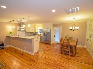 4748 SW Illinois St, Portland, OR 97221