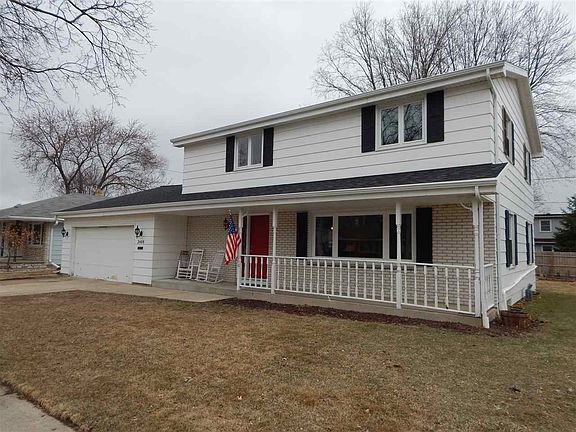 3rd image of 2608 Hillwood Ct