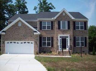 704 Quiet Walk Cir, Rolesville, NC 27571