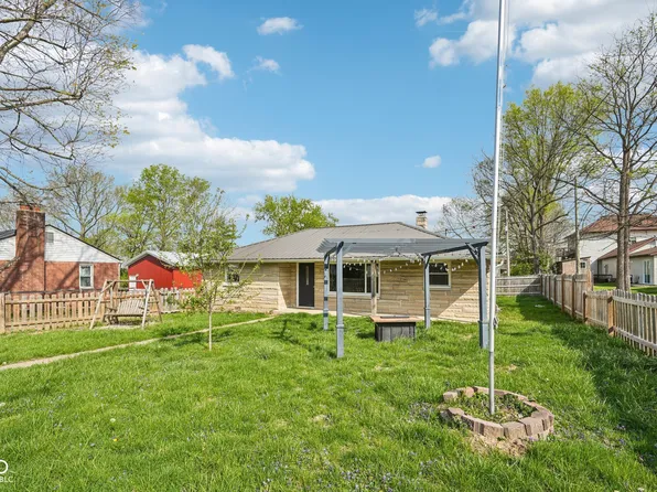 170 E Elm St, Morgantown, IN 46160