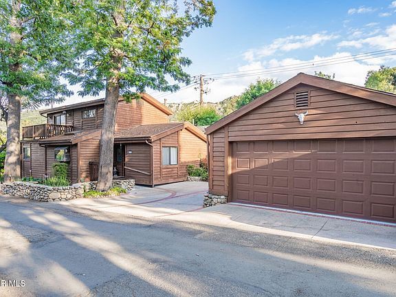 2nd image of 6078 Pepper Tree Ln