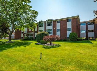 60 Donly Dr S #303, Norfolk County, ON N3Y 5K3