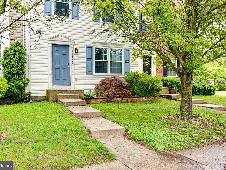 8125 Gray Stone Ln — Photo 4