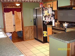 2nd image of 1641 Yukon St
